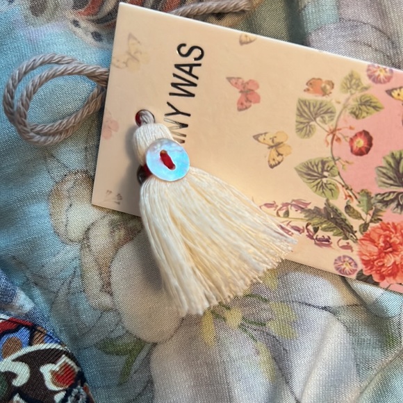 NWT Johnny Was Indi Flower Henley Tee - Picture 11 of 14